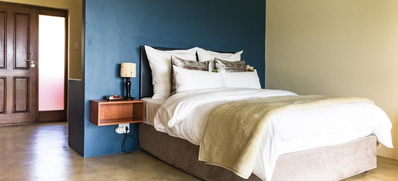 8 Bedroom Property for Sale in Pringle Bay Western Cape